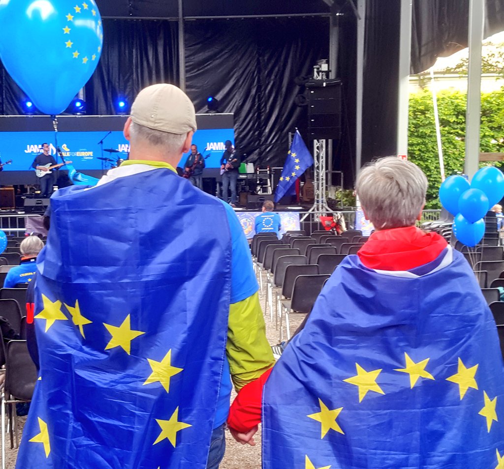 ED_Lombardia's tweet photo. #Walk4Europe
-8 a #Elezionieuropee2019
Una domenica uniti per l'#Europa a #Varese
#Toghetherisbetter
#Stavoltavoto https://t.co/0FGd5VvIlp