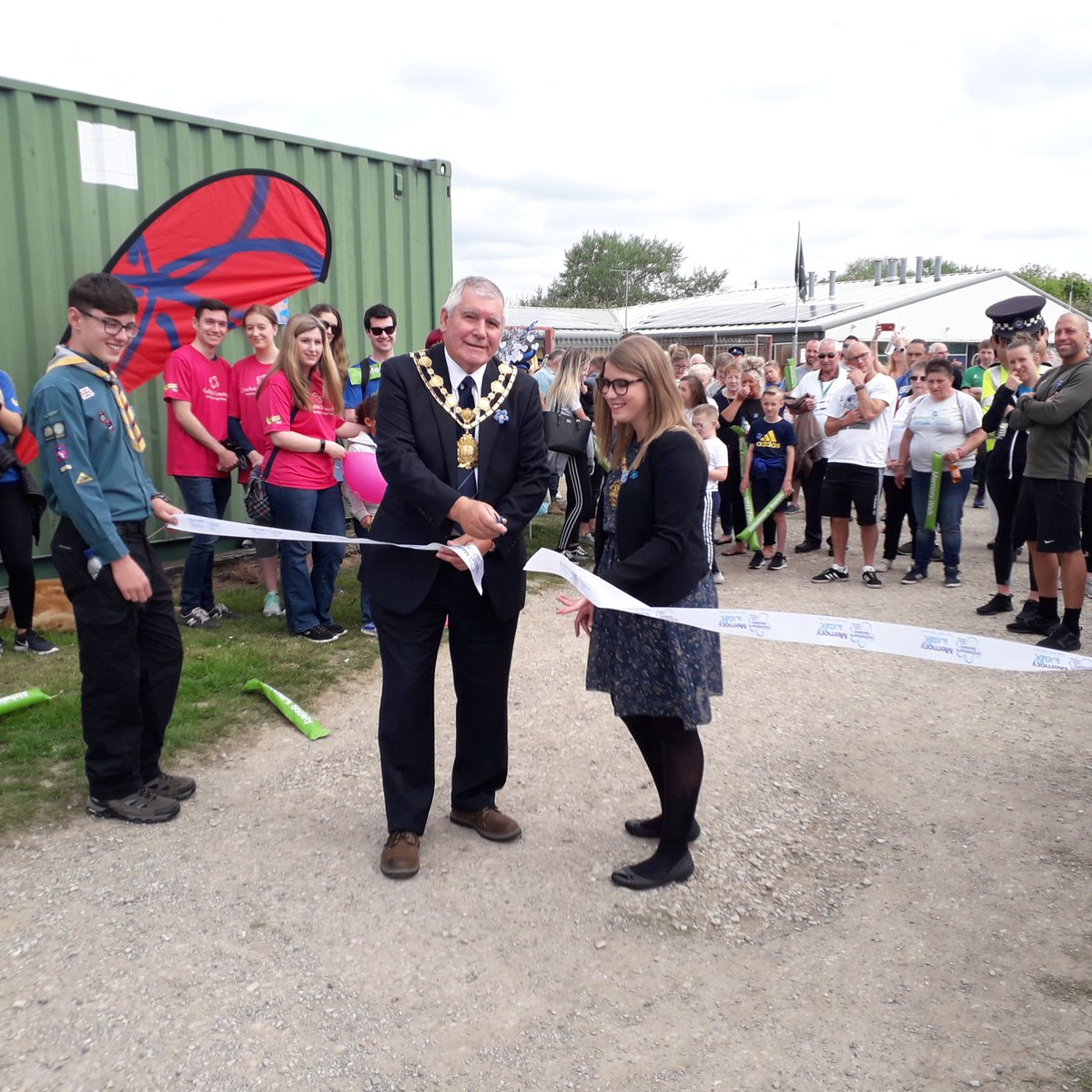 WakefieldMayor's tweet image. Mayor and Mayoress started and completed(!) the Memory Walk for @alzheimerssoc today at Pugneys Park.