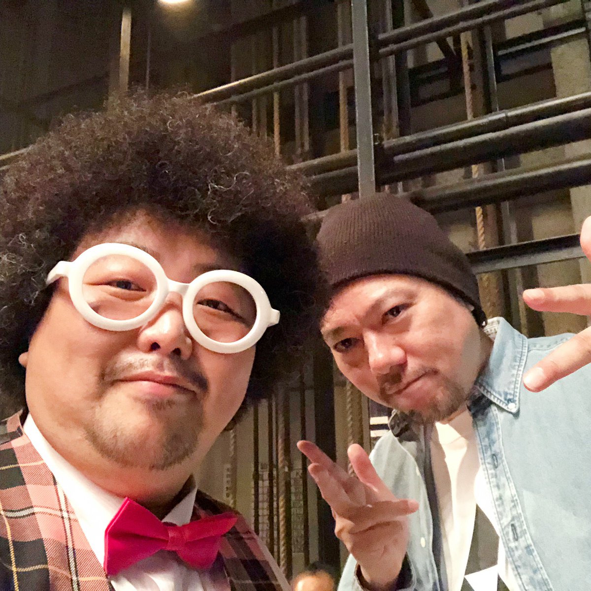 mc_moriya's tweet image. 本日は、大津でSTUDIO ALPHAの発表会「Shiga Street Salon」のMCでした。
みんなめっちゃ頑張ってました。輝いてました。素晴らしい！
そして何より戦友KO-TAと仕事できたのが嬉しかった！
感謝！！

#スタジオアルファ #studioalpha #shigastreetsalon