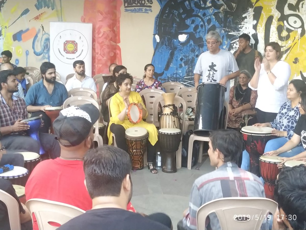 rangolimetroart's tweet photo. Community Drumjam 75 - In Pictures

With @Thevasundhara , @robertonarain &amp; @DrumjamIndia 

Venue : Bayalu, @rangoliartmetro , MG Road, Bangalore

@cpronammametro https://t.co/FfjnVBtpVG