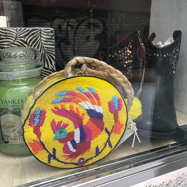 fabulocas_'s tweet photo. The little purse encontrada en #Mallorca barrio antiguo.
.
.
#palmademallorca #españa🇪🇸 https://t.co/NENn2jYyGn https://t.co/kFn5irEzlj