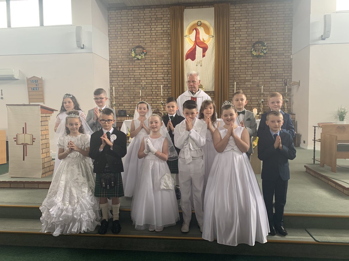 SMOSPrimary's tweet photo. A big congratulations to our P4 children who received the Sacrament of First Holy Communion this morning in St Joseph’s Parish. Thank you also to Canon McKay for a beautiful mass! 🙏🏻😊 #developinginfaith @rercag https://t.co/qAZ5XSULkh