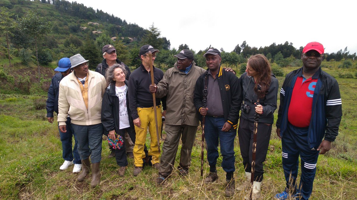 gatjmv's tweet photo. We had a very enjoyable trip and sky was very friendly today. Thanks Excellencies Ambassadors for making this #DiplomaticExcursion  Please come again and stay longer @USAmbRwanda @onduhungirehe @jennyohlssonMFA @frederiquedeman @rsezibera @RwandaGov @RDBrwanda https://t.co/0R58whvN4A