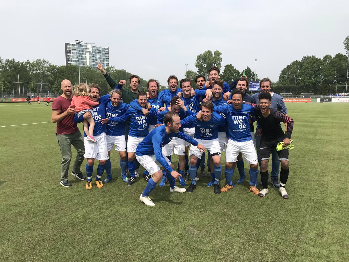 K-3 champions! 🎉Vamos Kampong! ⚽️