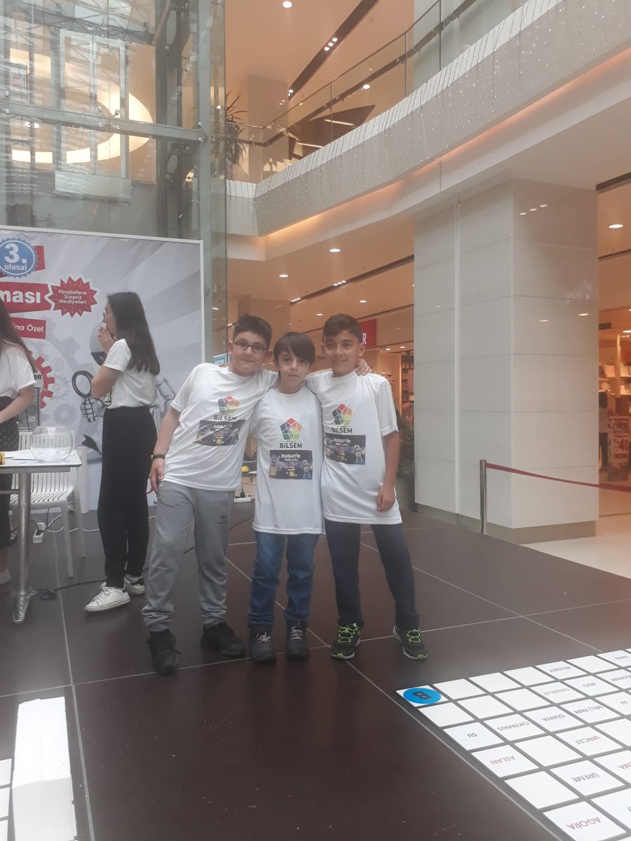 Kütahya Bilsem Ekibi, 
 SAKARYA'DA 
Robot Yarışmalarında