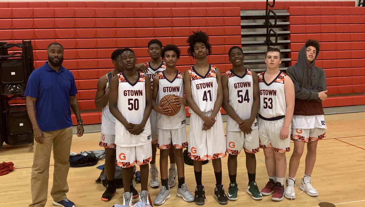 GTown_Bball's tweet photo. Featuring our Gtown JV High School team. Some of the players play in 2 leagues for the ultimate goal to make each other better. Keep working hard and trust the process.
#CoachShawn #CoachLarry #TeamAdminShare https://t.co/WF9CCHOf9N