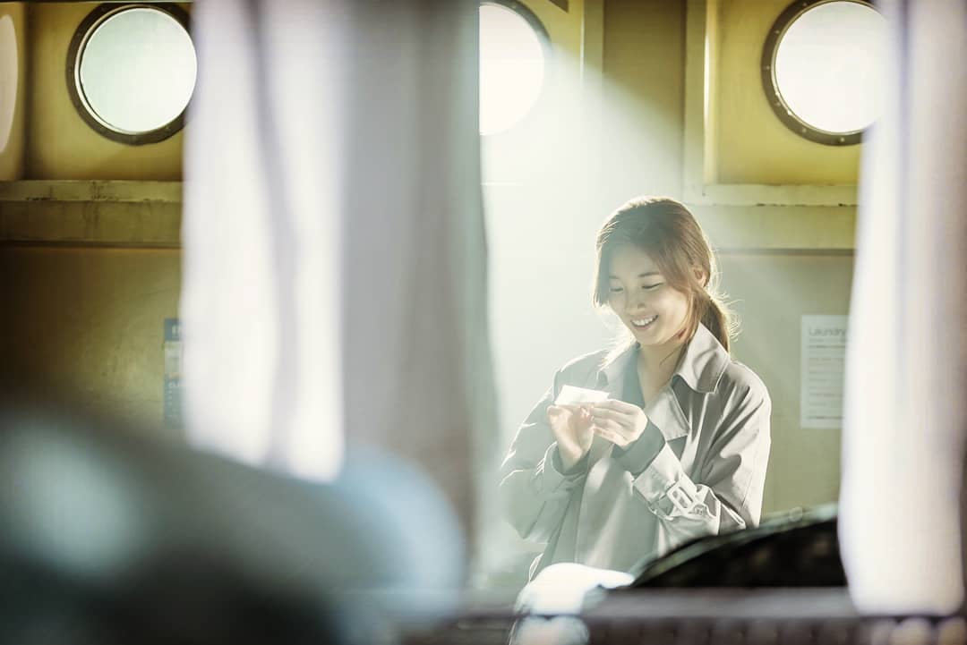 D67mtfEUwAIeE8A.jpg:large