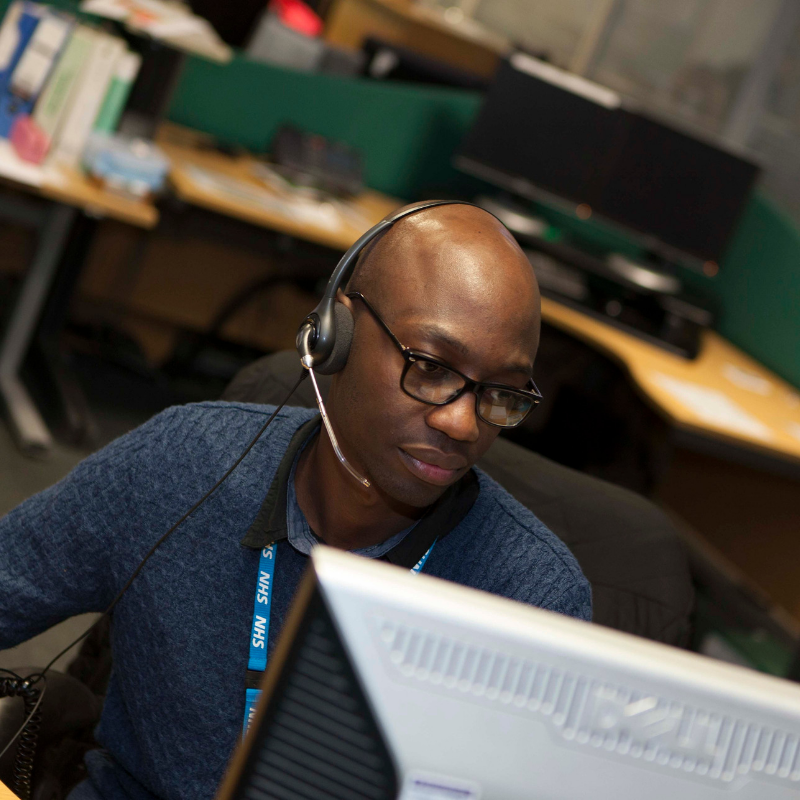 YorksAmbulance's tweet image. Mental Health Nurses in our Emergency Operations Centre liaise with community mental health teams, single point of access teams and Crisis teams to provide the most appropriate support for our patients who have called 999. #MentalHealthAwarenessWeek