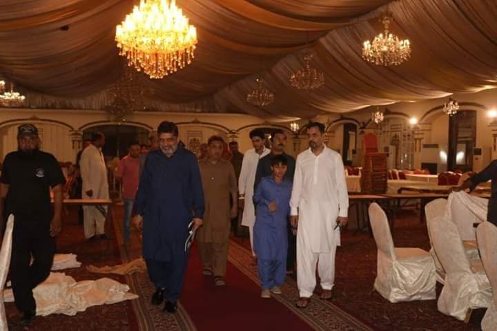 چیئرمین پی ایس پی سید مصطفیٰ کمال اور صدر انیس قائم خانی 19 مئی کو ہونے والے افطار ڈنر کے انتظامات کا جائزہ لینے دی بینکوئیٹ ہال پہنچے اس موقع پر دیگر مرکزی رہنماء بھی انکے ہمراہ تھے... 
#PSPIftarDinner