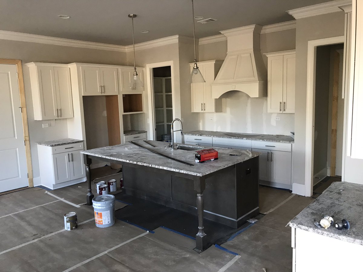 DesignBuildAtl's tweet image. Almost to the finish line!
#builders #atlantabuilders