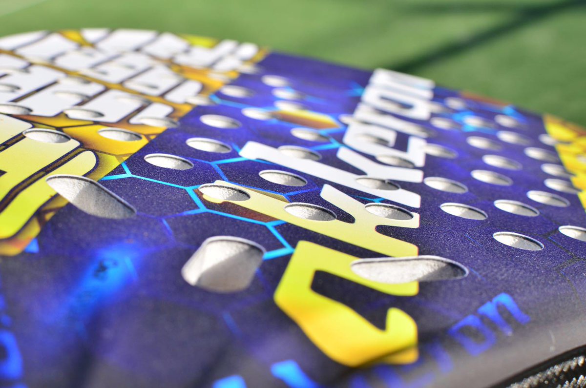 padelcrush's tweet photo. Padelcrush distribuidor oficial Akkeron https://t.co/i4xWlbe6NG