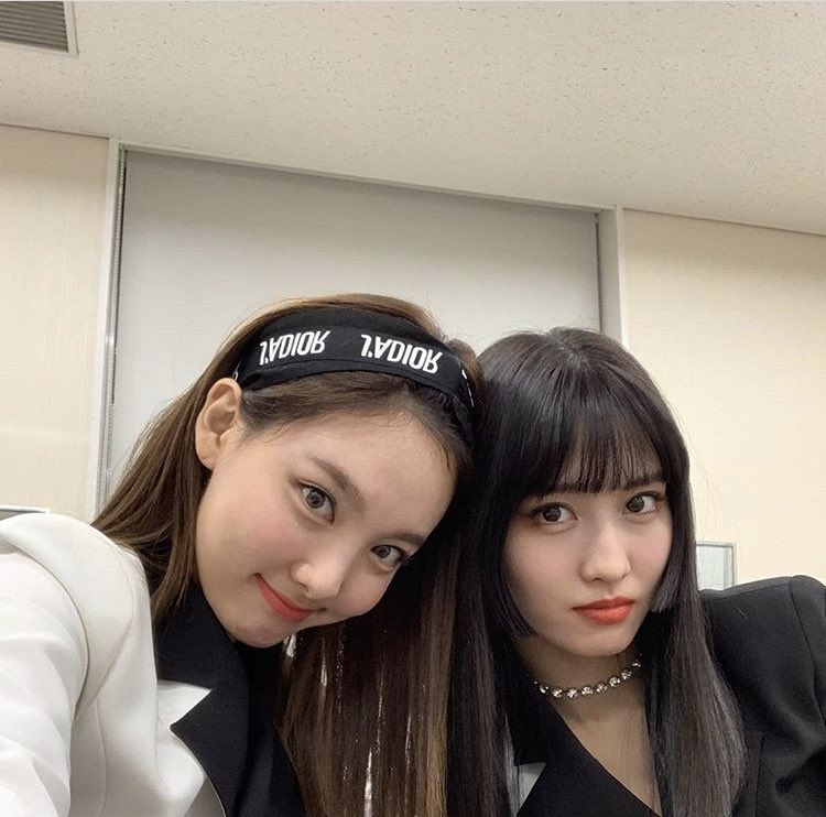 namopics's tweet photo. inseperable 🥺 https://t.co/Qglhcp8CC2