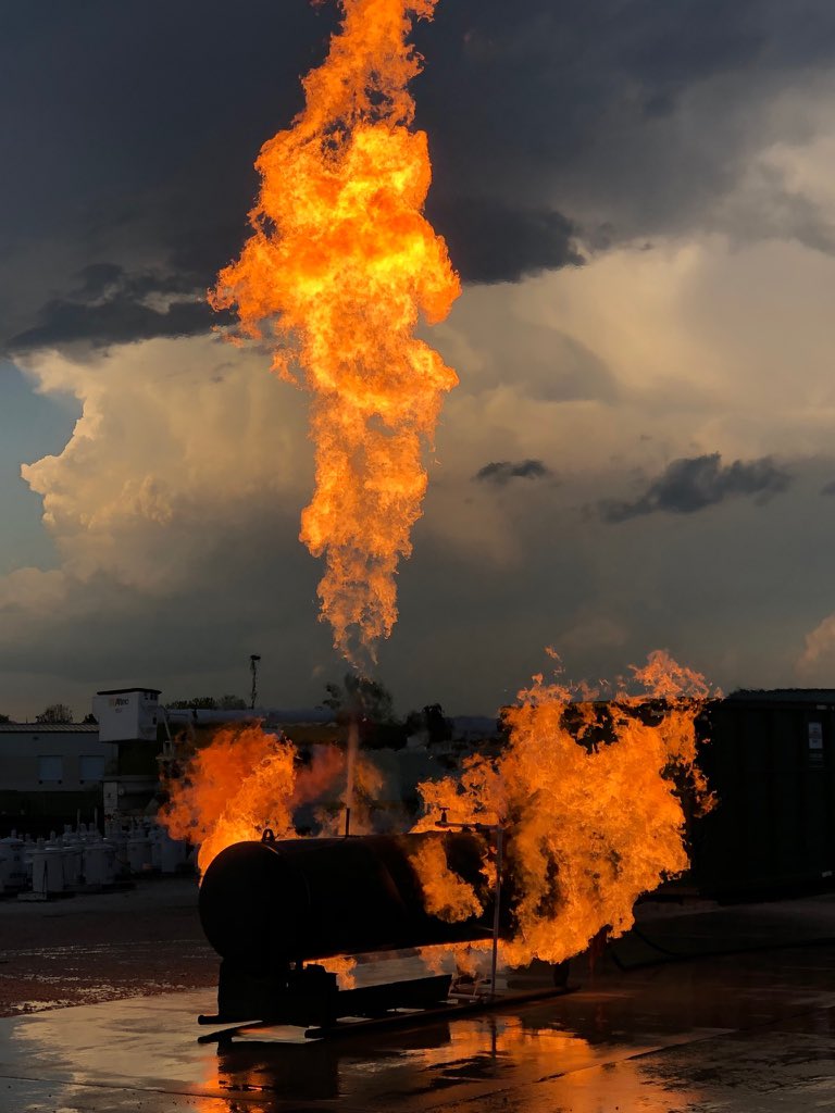 KFRPD's tweet image. A few pictures of our Fire I &amp;amp; II class doing their propane burn training this week. You can't train to much in a job that can kill you. #TrainEveryday #FireI&amp;amp;II #KMoFire