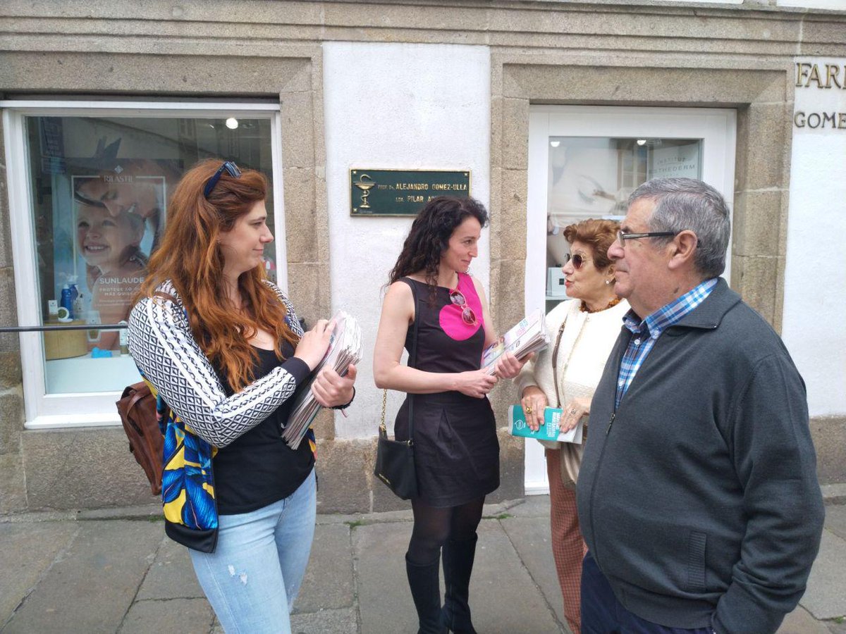 compostelaberta's tweet photo. Estes días estaremos repartindo o último número de #OViso en diferentes puntos da cidade e podes recollelo tamén no noso local (Alfredo Brañas, 21).
E se o prefires en dixital, sempre podes descargalo da nosa web en https://t.co/gyDf6isJLx https://t.co/FZXh2RFjHY
