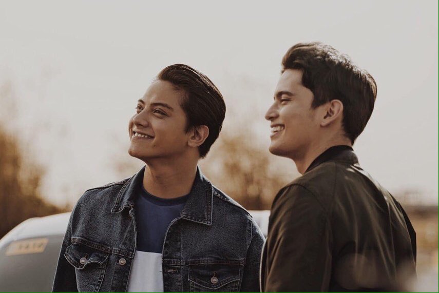 jamarvlo's tweet photo. HOY TAO BA KAYO @imdanielpadilla @tellemjaye ❤️❤️❤️❤️ https://t.co/9b35Fw5IQJ