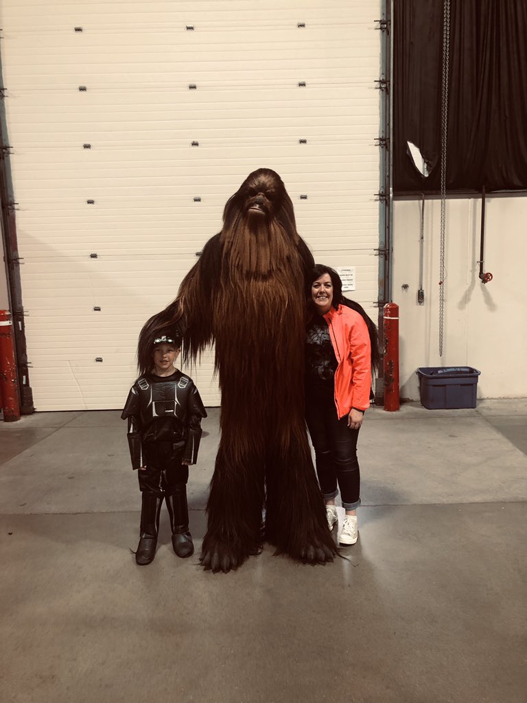ClanMcClain77's tweet photo. We don't do big vacations. We do little, impactful weekends "McClain Style"! #WeWinGames @MotCityComicCon @MudHens "Life moves pretty fast. If you don't stop and look around once in a while, you could miss it!" https://t.co/7v9u9STBMO