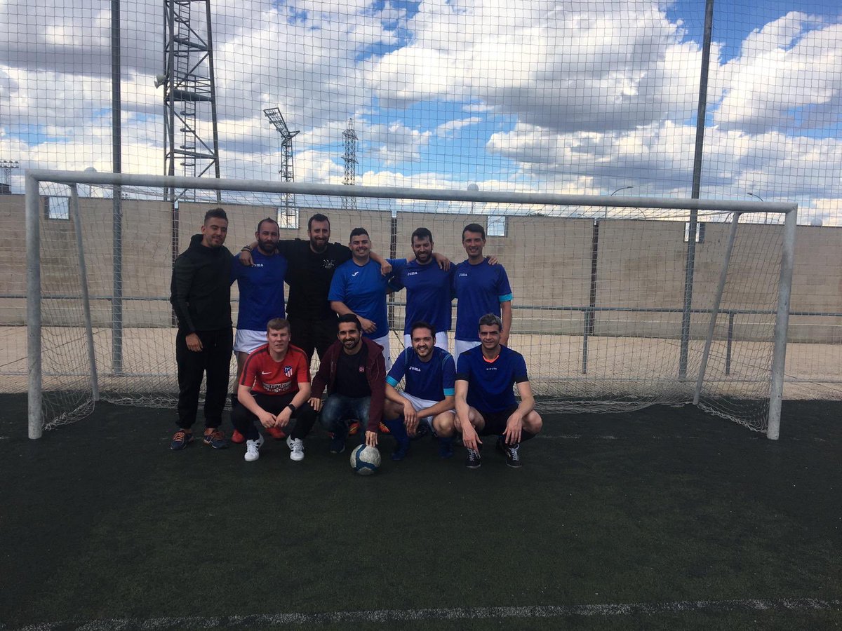 schistorra's tweet photo. Llego el final, hoy con solo 6 jugadores, pero siempre dando la cara #HastaElFinalVamosChistorra https://t.co/iBRPTGkkKS