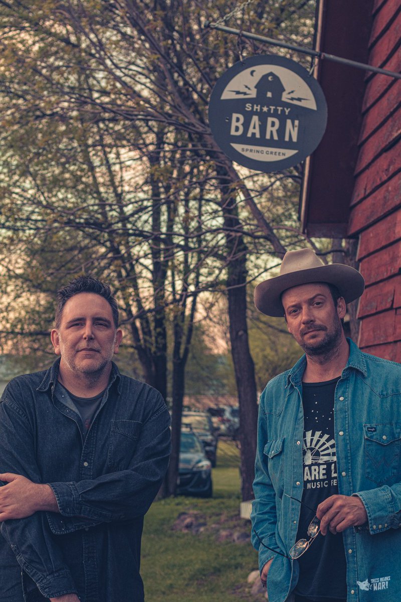 BarnSessions's tweet photo. Last week @sontalkmusic &amp; @Erik_Koskinen. More images by @ThisMeansWarWI here > https://t.co/l7QAnFXVlK https://t.co/OdoIdY8Bn3