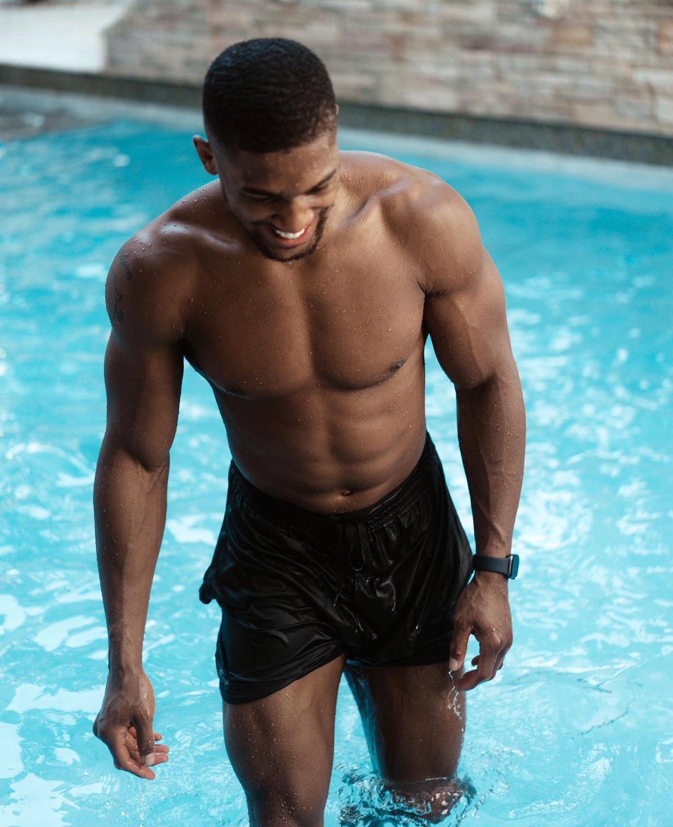 High intensity week. Low impact day 🔋🔌