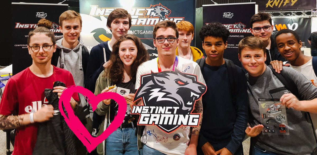 InstinctGam's tweet photo. Fin de cette @DreamHackFR Tours 2019. Bilan positif, merci aux orgas et à l'équipe de ptit jeunes avec qui on a passé un bon moment ! A l'année prochaine ! Des bisous 😘 @teaimplayer https://t.co/RPFpOBzO74