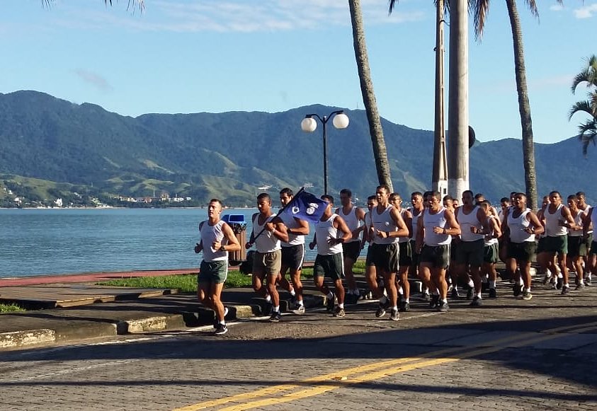 maurotub's tweet photo. Higidez da tropa!!! @CCFEx_FSJ #calçãopreto #esefex #operaçãoanhanguera #20gacl #20GACL #ARTILHARIA #grupobandeirante_oficial #TFM #Ilhabela https://t.co/G4MSGqxxiJ
