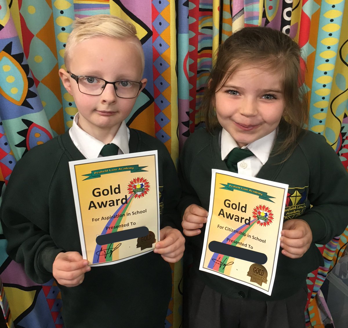 PeafieldClum's tweet photo. Last weeks gold book award winners for responsibility and citizenship. 🌟 #welldone https://t.co/7QTAcb7Eje