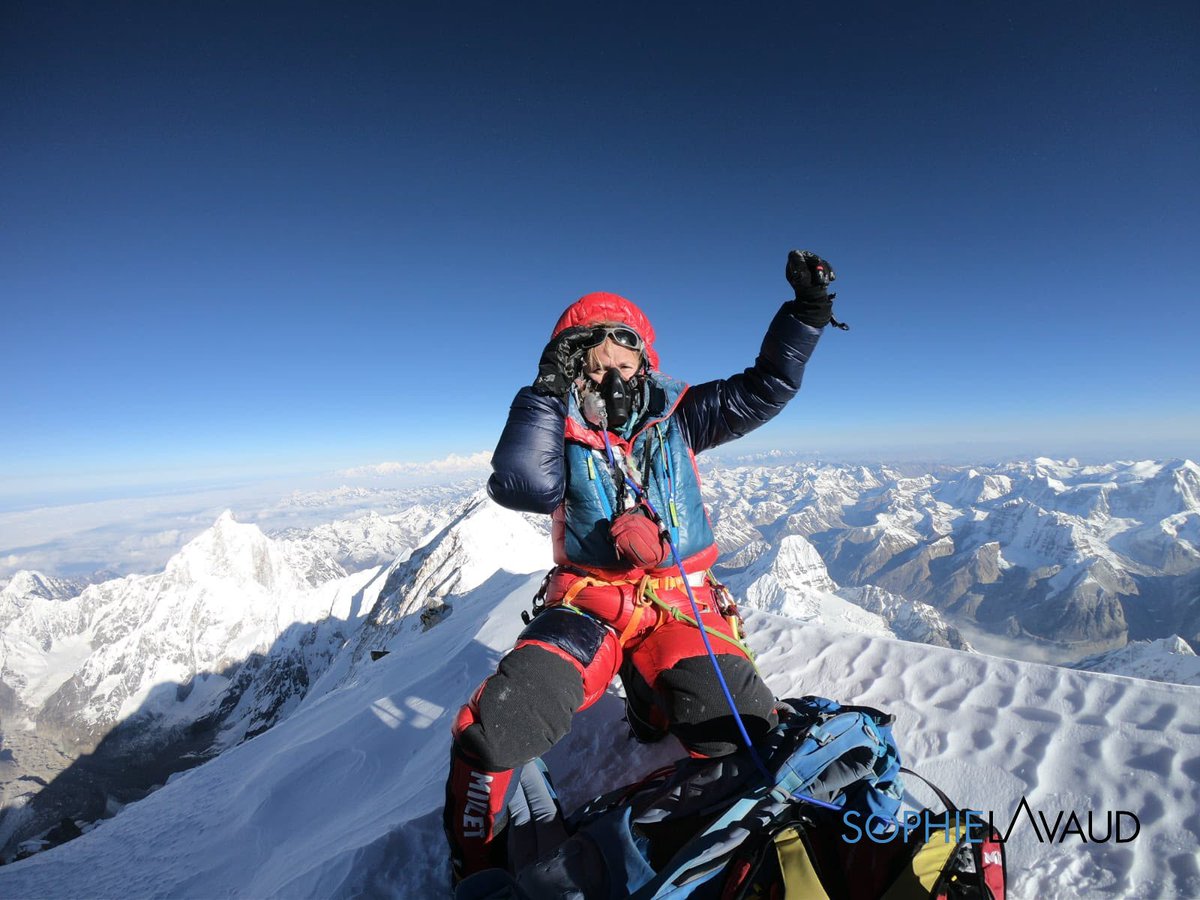 SophieLavaud's tweet photo. Le 15 mai, au sommet du Kangchenjunga (8585 m) à 7h du matin (heure locale) après 14h d’ascension.
#2019lerevesepoursuit #letsgosummit #Kangchenjunga2019
#itismychoice #Reyl #Imro #Milletriseup #Grivel #tingerlaattoujoursavecmoi #RECCO #BeSearchable #sportquestgeneva
#Tdh_ch https://t.co/JZjx8yQjMl