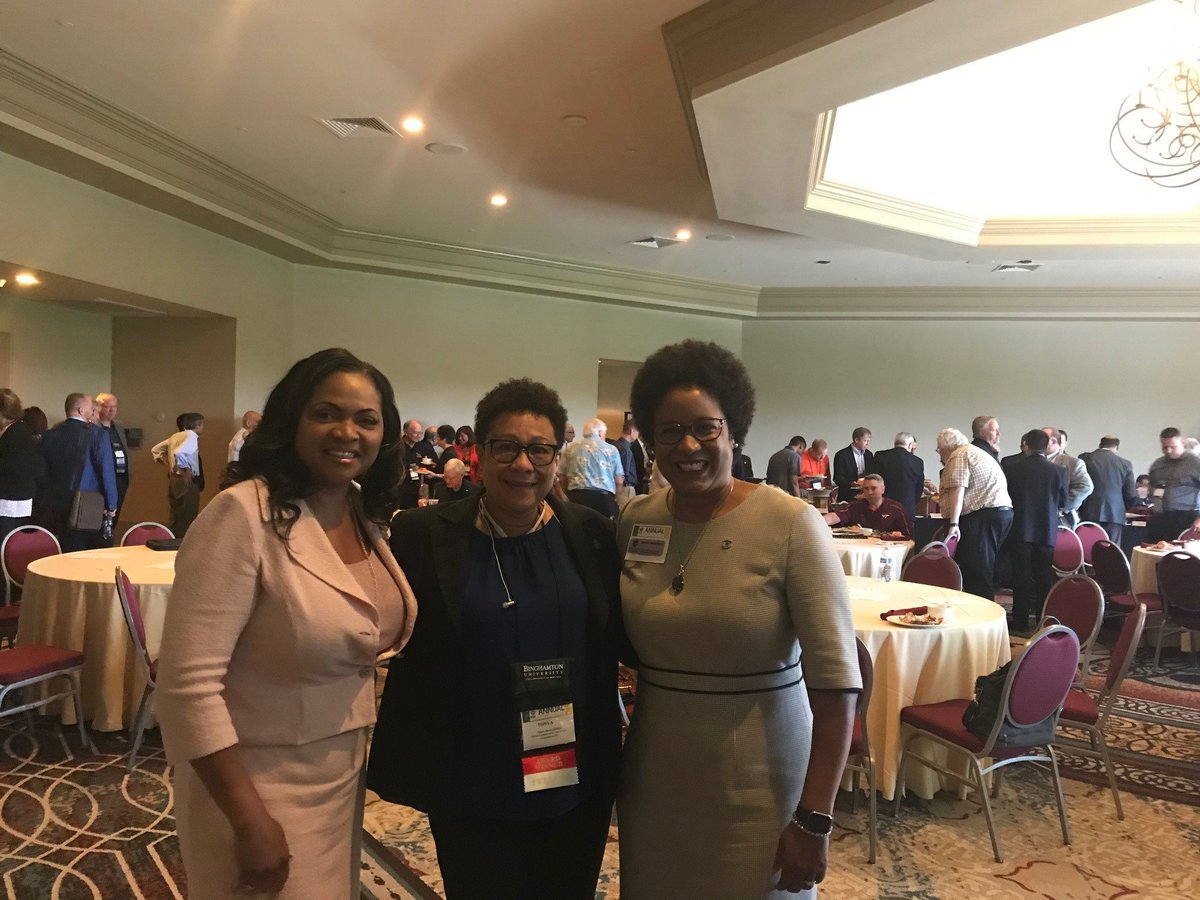 tonyasmithjackson tweet media