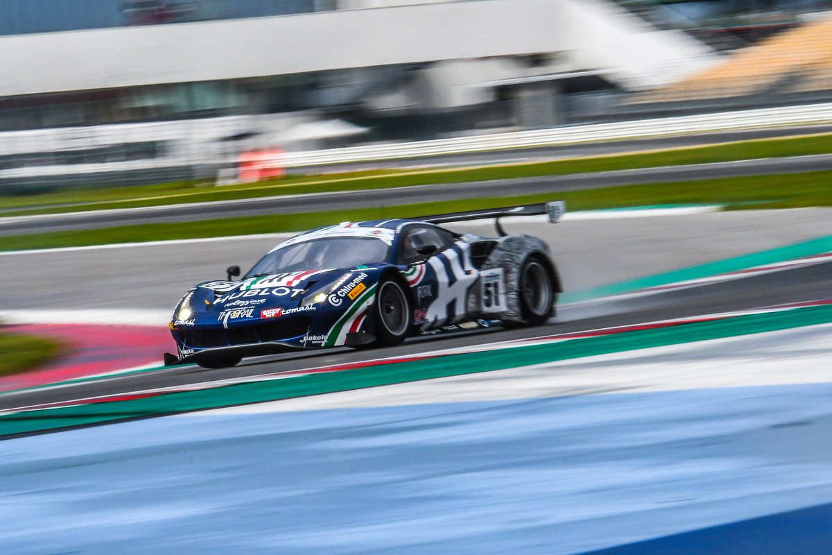 FerrariRaces's tweet photo. .@CIGranTurismo Glimpses from the third round at Misano World Circuit! @ScuderiaBaldini @AFCorse #EasyRace #RSRacing #Ferrari488GT3 cars racing in wet conditions 💦 https://t.co/zkV2kuuIzG