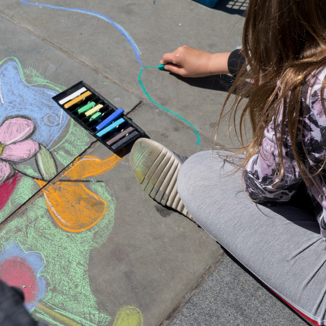 Street doodling #southportfest #arstfestival #streetdraw