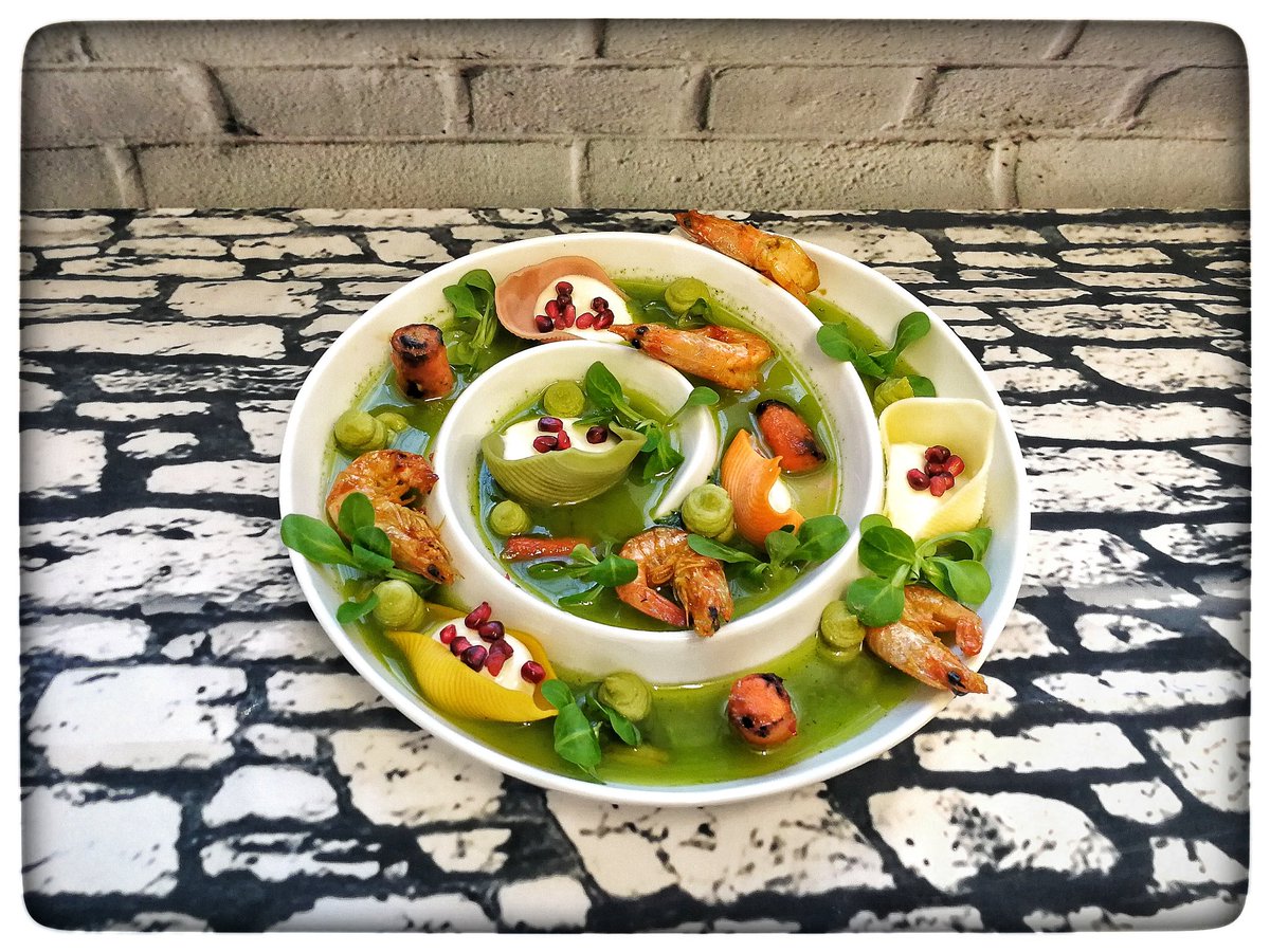 ChefVoicu's tweet photo. For more pictures and recipes follow my instagram account https://t.co/dWTCjD4ptL

#chef #london #privatechef #personalchef #food #foodart #londonfood #lovemyjob #ukrestaurants #restaurant #foodlovers #foodie #londoner https://t.co/80Bq4itVc1