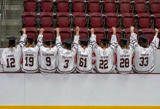 ColgateWIH's tweet photo. Hats off to the Class of 2019 🎓 Thank you each for the past four years‼️ Wherever you go, go ‘gate #GoGate https://t.co/bkPaRlwjP8