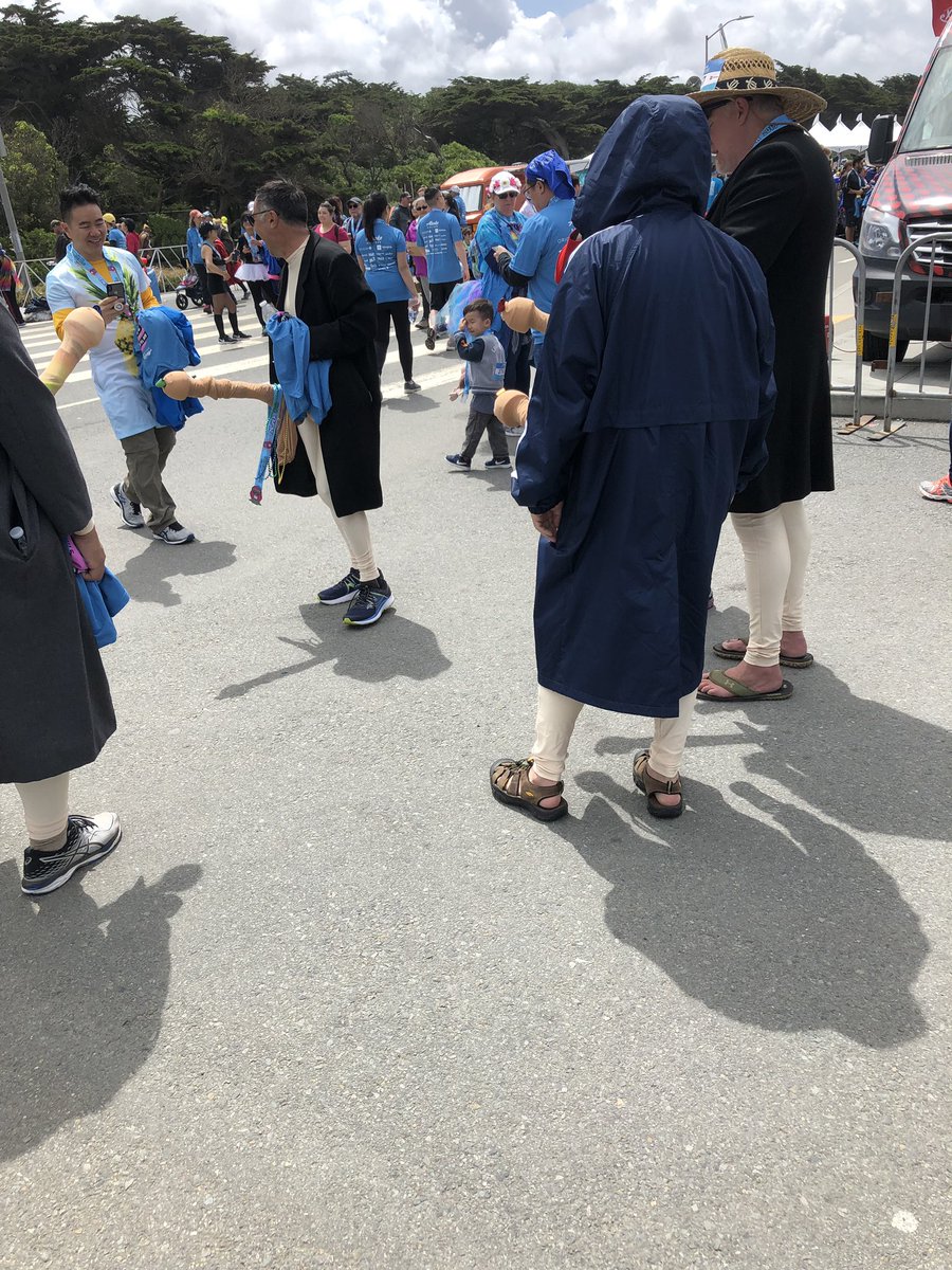 OMG, After living in this city for 27 years you’d think I’ve seen it all. I guess not. LMAO