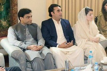 View image on Twitter