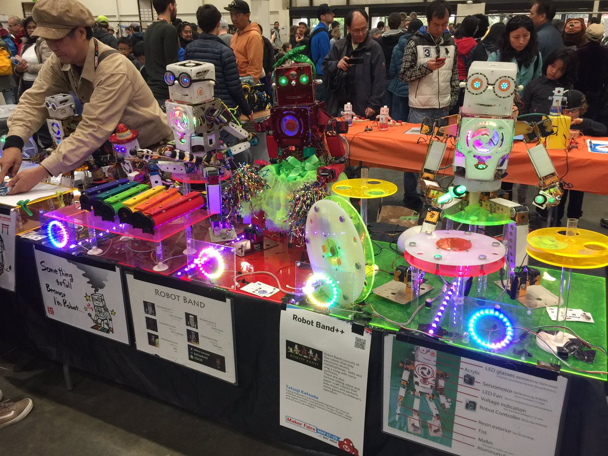 Jeffreycode42's tweet image. Robot band making music!! Robot can write too #robotic #robot #band #music @makerfaire