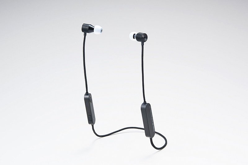 travelwatch_jp's tweet photo. 【PR】「必要な声は聞こえる」キングジムのデジタル耳せんを飛行機で使ってみた https://t.co/Fz50qXab85 #キングジム #デジタル耳栓 #MM2000 https://t.co/hLImyTIGOD
