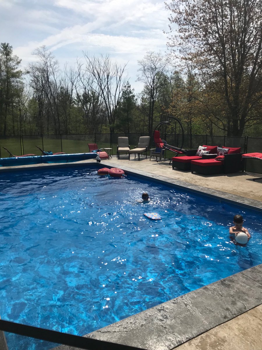 KyleMcC50274299's tweet photo. Beautiful morning for a swim https://t.co/d1C6WJ56Oo
