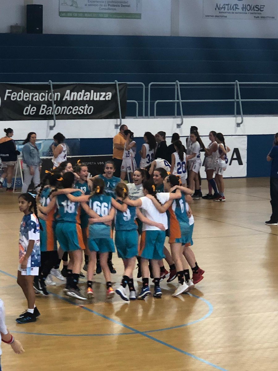 cbalmeria's tweet photo. 🏀🏀🏆 Gran semana de #CADEBA2019 para nuestro Equipo Infantil Fem Verde. Han competido a gran nivel, crecido como Equipo y madurado dentro y fuera pista. Experiencias y aprendizajes nuevos en la mochila para seguir creciendo como jugadoras. 🏀🏀🏆
!!!FELICIDADES CHICAS!!! https://t.co/6QUVa6xHLY
