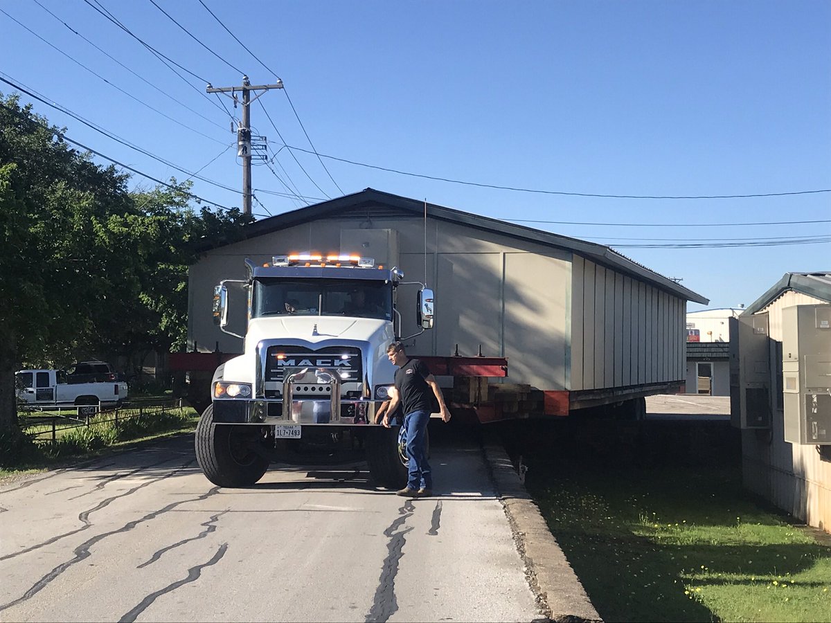 hestermoving's tweet photo. Nothing like a Sunday morning cruise! https://t.co/4mmHu3wzAC