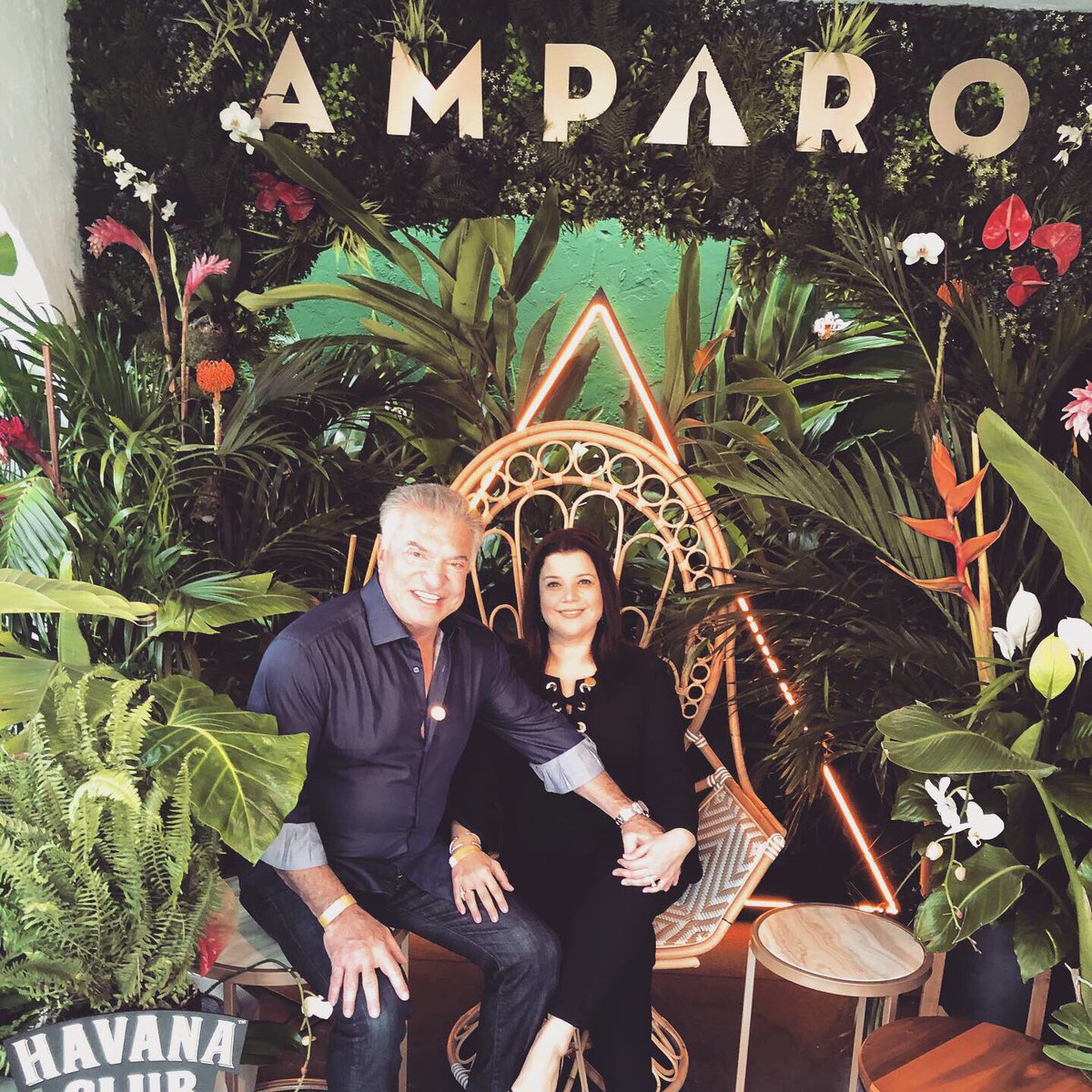 Went to #theamparoexperience, immersive theater which tells the story of the Cuban Revolution thru eyes of Arachabals, makers of @therealhavanaclub. It’s powerful and emotional. @AlCardenasFL_DC &amp; I were deeply moved. If you get to Miami, you should check it out (they serve rum).
