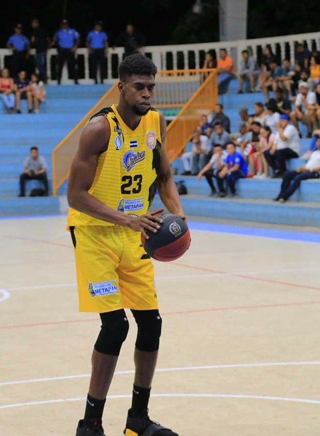 #Noticias | Liga Mayor de Baloncesto 🇸🇻

🚨 Bartel López suspendido por 4 juegos 🚨

Pincha en el enlace para ver nota completa 👇
m.facebook.com/story.php?stor…

Foto vía <a href="/MetapanBc/">ADI Metapan BC</a> 
<a href="/LMB_ELSALVADOR/">LMB EL SALVADOR</a> 

#LMBElSalvador #fiba #centrobasketnews