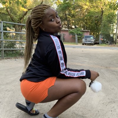 PlayaMadeBanana's tweet photo. #NewProfilePic https://t.co/h2CDRg0UYA