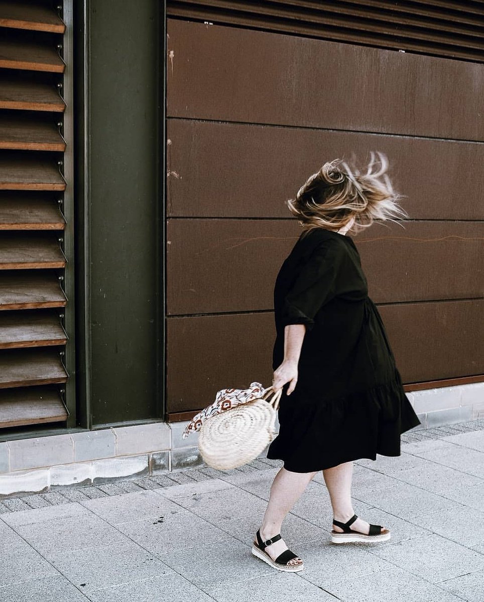 If your not already following the super talent behind <a href="/littlegreenshed/">Lou Archell</a> then you should be! We thoroughly recommend a visit to her awesome feed💭

📸(above) Lou shaking away the blues with #CARA aslo serrated sole rope detail leather slippers. Find yours in the bio link😄😄