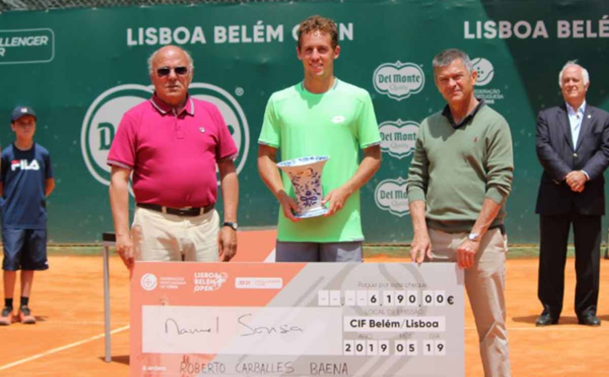 Impressive comeback from @Robertocarba93, storming back from 2-6, 0-3 down to take the title at the @LisboaBelemOpen. Second straight #ATPChallenger 🏆 for the 🇪🇸 after prevailing in Murcia last month.