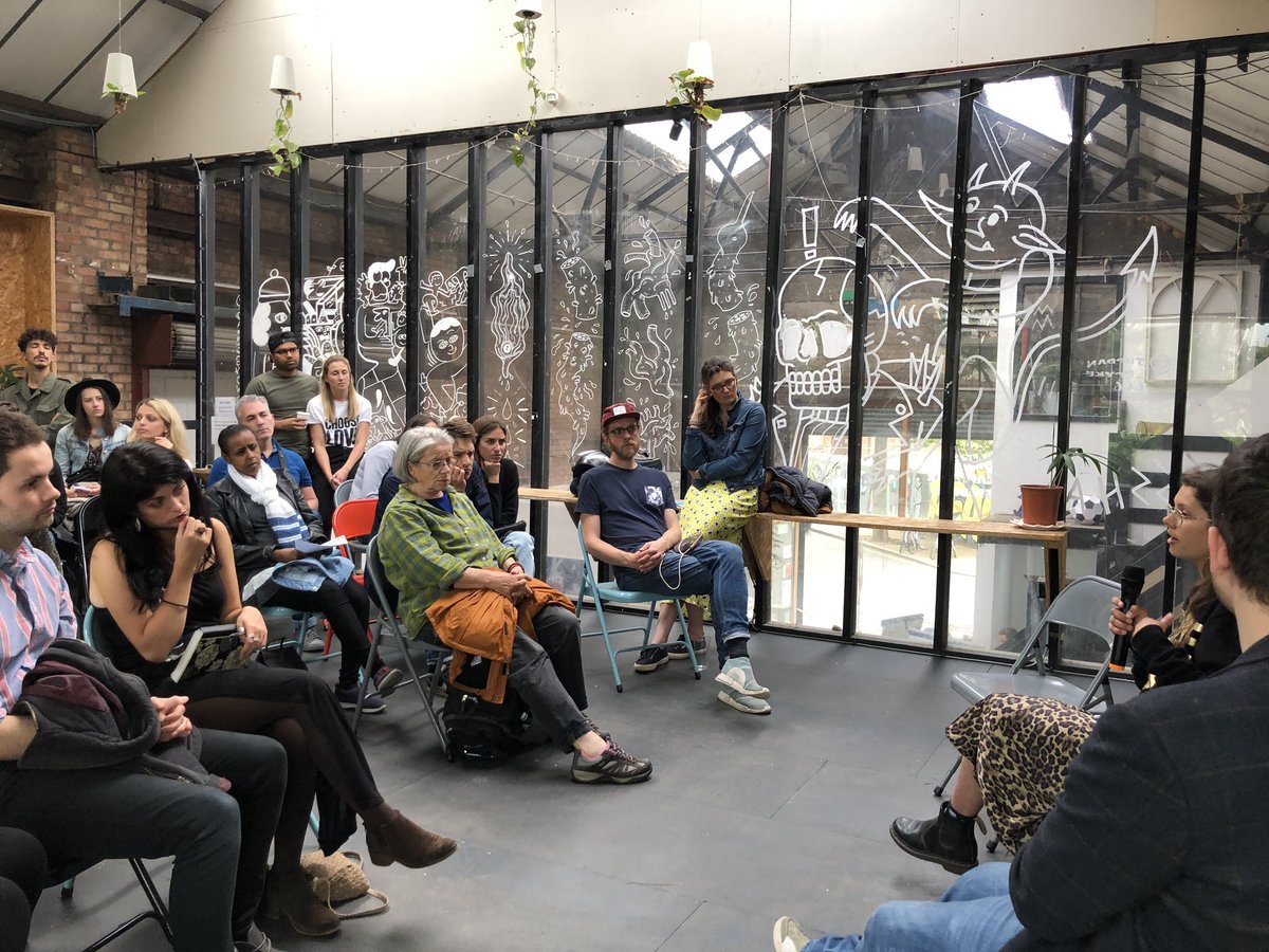 indigovolunteer's tweet photo. Next up, @HelpRefugees &amp; @JonnyPageUK hosting a Calais Q&amp;A 💙💜💚💛🧡❤️ #HackneyHeart https://t.co/VQroCjdWAZ