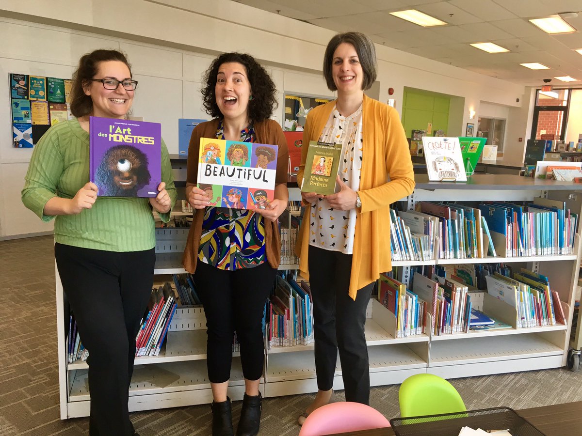 PlaceResurgo's tweet photo. @resurgoplace @GalerieSansNom Rien de tel, pour mieux vous inspirer, que quelques bonnes lectures avec l’aide de nos amis à la @BiblioMoncton. Visitez la section de l’#histoire locale pendant que vous y êtes! #MuseumWeek #WomenInCultureMW #friendsMW 
😉📚❤️ https://t.co/QeyG0mrLKK