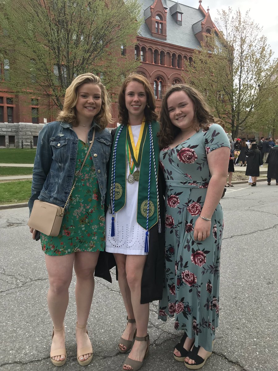 Congratulations Lauren Mary Trumble #uvmgrad Proud Family!