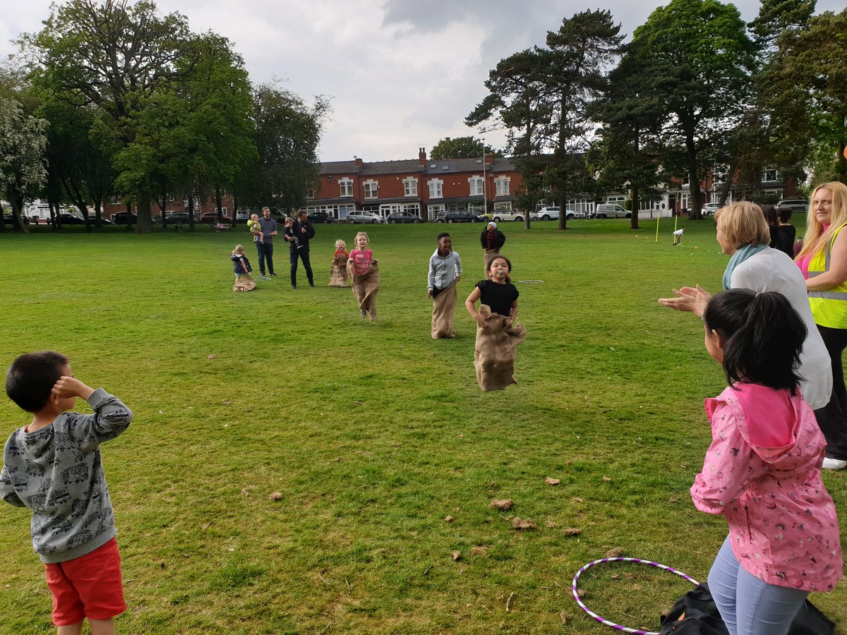 BensonCommunity's tweet photo. Fantastic welcome at @Lightwoodshouse and park ..thank you for popping in  #communitycohesion #generational  #fun and games and a visitor from #coachmate @RusSmith0907 https://t.co/C3YZQM4Wpr