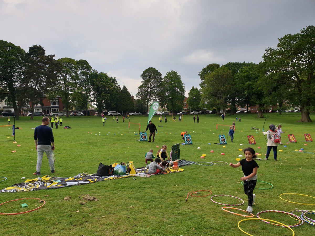 BensonCommunity's tweet photo. Fantastic welcome at @Lightwoodshouse and park ..thank you for popping in  #communitycohesion #generational  #fun and games and a visitor from #coachmate @RusSmith0907 https://t.co/C3YZQM4Wpr