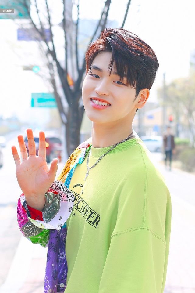 Happy birthday to my dearest kind heartead baby boy Lee Seunghwan! Thank you for always doing your best and loving us, we gonna love you always. May you always walk on flowery path 💖💖💖💖🌸🌸🌸 #HappySeunghwanDay <a href="/official__1the9/">1THE9(원더나인)</a> <a href="/1the9__official/">원더나인(1THE9)</a>